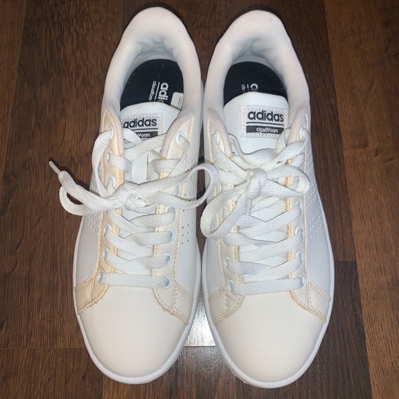 ADIDAS - Picture 3 of 3